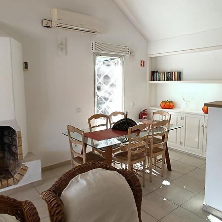 Villa 81 Amazing Villa In A Fantastic Location On Oura Beach Albufeira Exterior photo